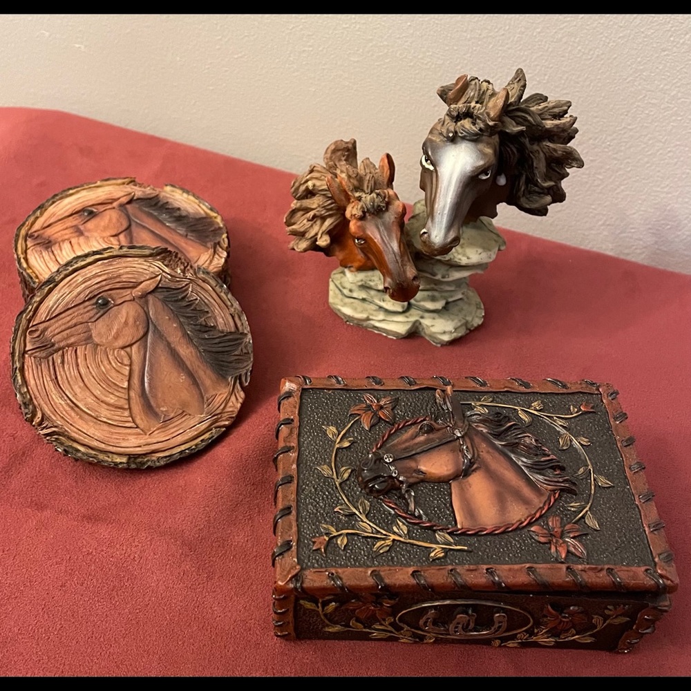 Resin Horse Trio 4 coaster, figurine & trinket box